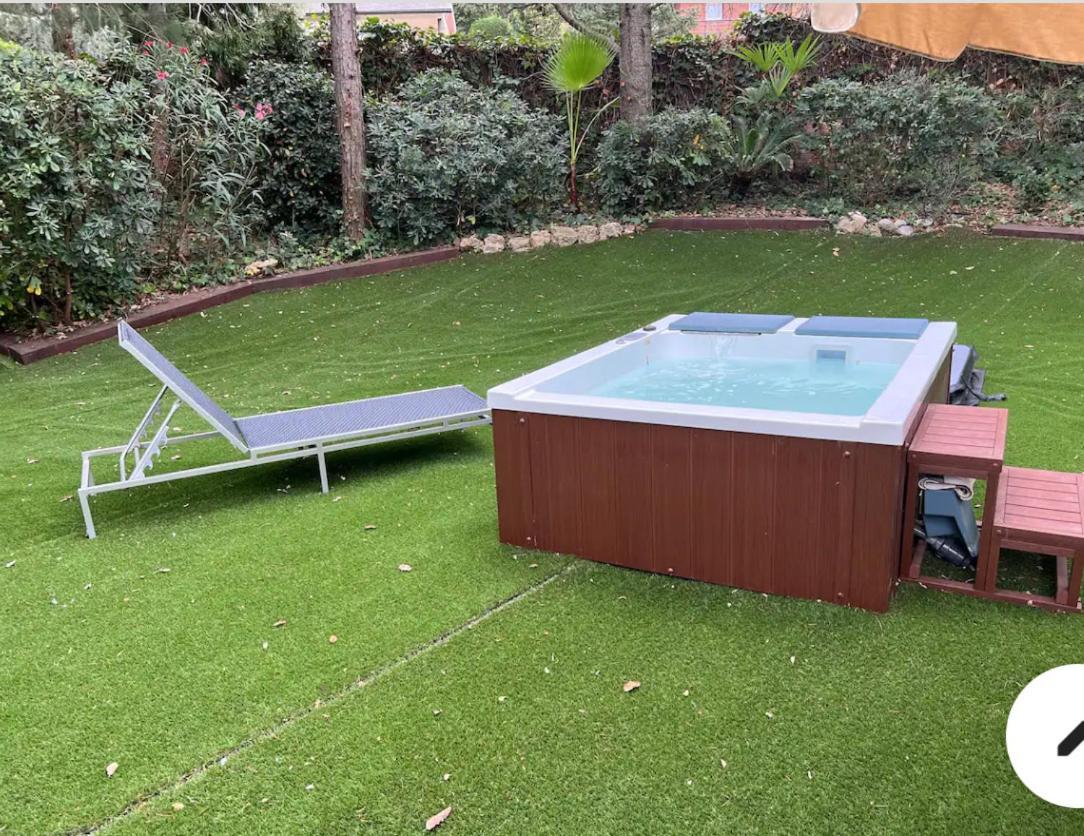 Apartamento Abierto Con Patio Matadepera エクステリア 写真