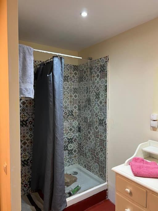 Apartamento Abierto Con Patio Matadepera エクステリア 写真