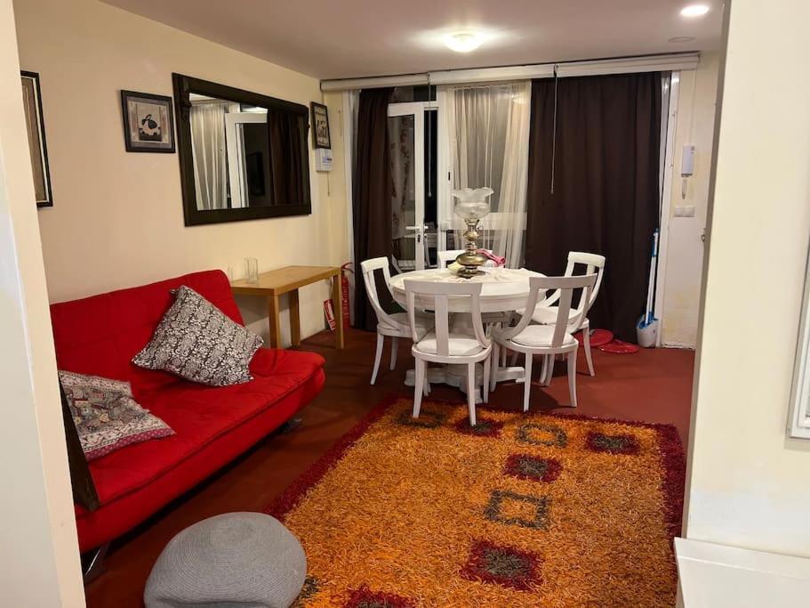 Apartamento Abierto Con Patio Matadepera エクステリア 写真