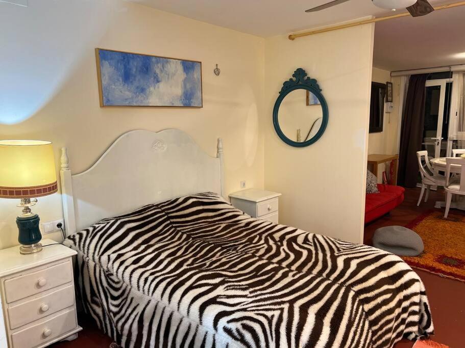 Apartamento Abierto Con Patio Matadepera エクステリア 写真